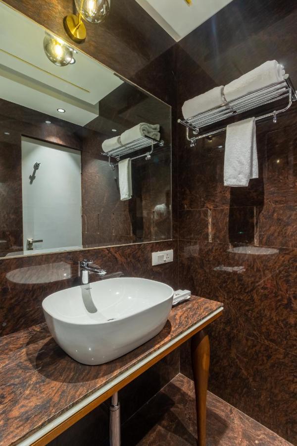 R R Heritage Resort Pure Vegetarian Mahābaleshwar Εξωτερικό φωτογραφία
